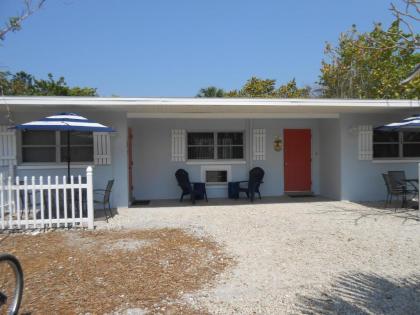 Sunshine Island Inn - image 2
