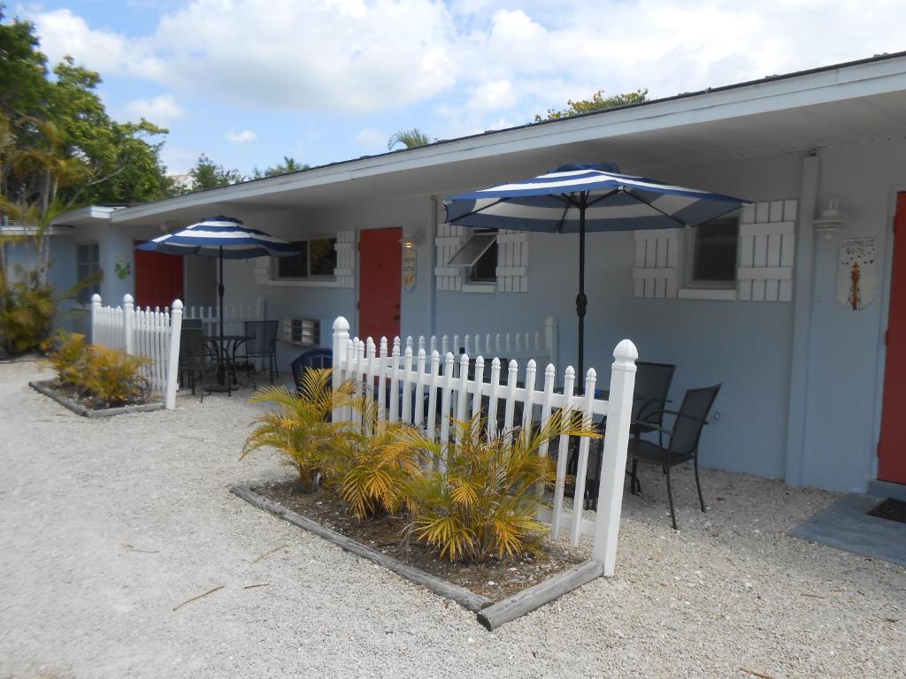 Sunshine Island Inn - image 3
