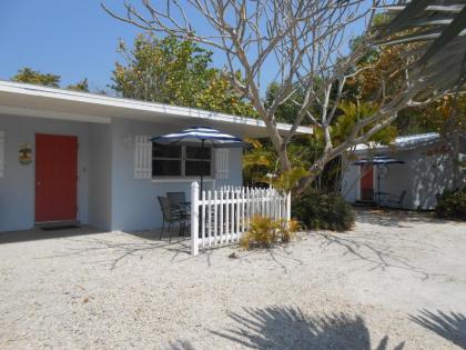 Sunshine Island Inn - image 5