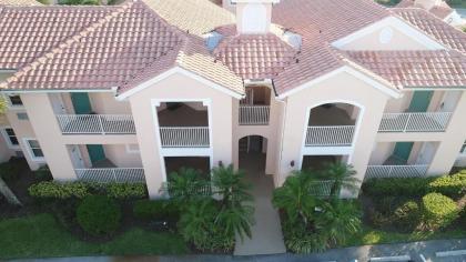 PGA Village 5 Room Golf Resort Villa by American Vacation Living - image 4