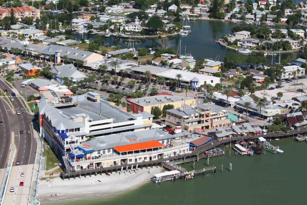2 - Seahorse Cottages - image 2