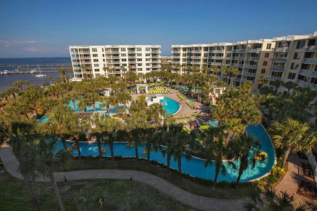 Destin West - Heron - main image