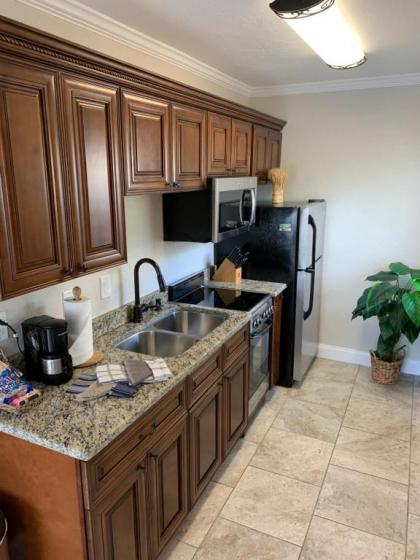 Twin Palms at Siesta - image 5