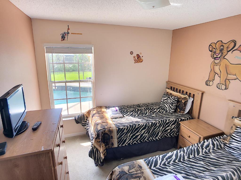Simba's Lake House - image 5