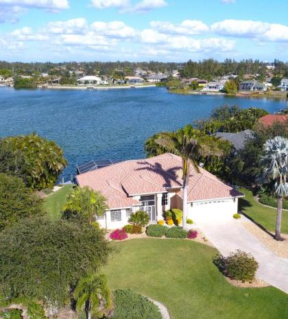 Lake View Villa Florida