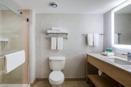 Holiday Inn Express & Suites S Lake Buena Vista an IHG Hotel - image 4