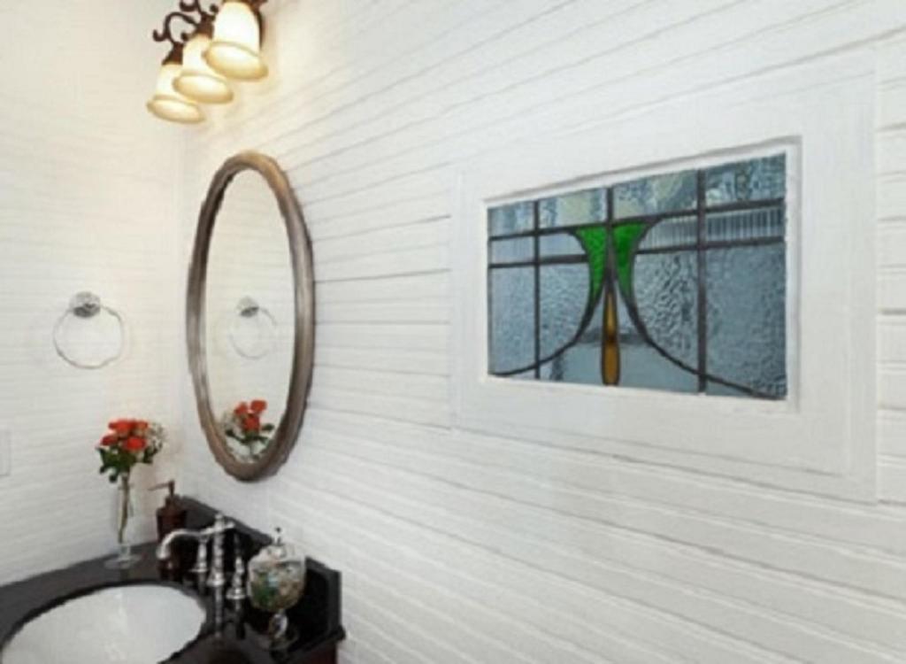 SeaGlass Inn Bed and Breakfast - image 4