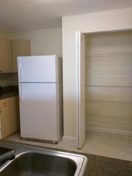 Miami Coral Gables Apartment - image 2