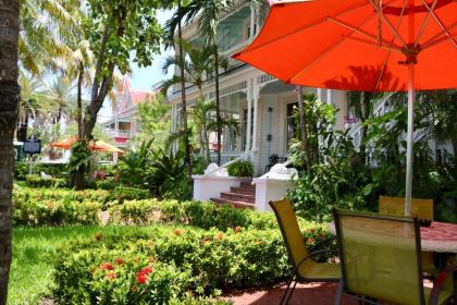 Southernmost Point Guest House Key West