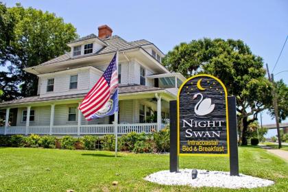 Night Swan Intracoastal Bed and Breakfast