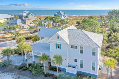 Brise Del mar by Pristine Properties Florida