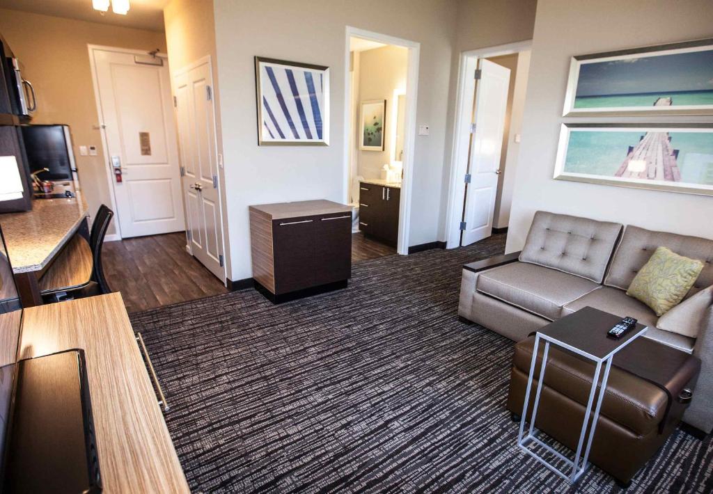 TownePlace Suites by Marriott Boynton Beach - image 4