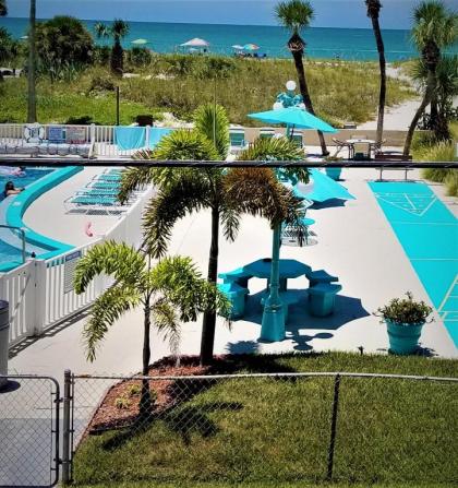 Johns Pass Beach Motel - image 1