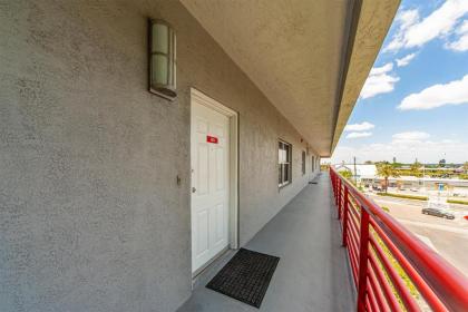 303 Crimson Condos - image 5