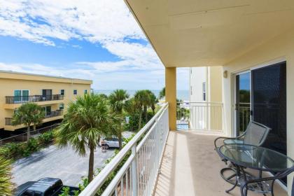 208 Madeira Norte Condo - image 3