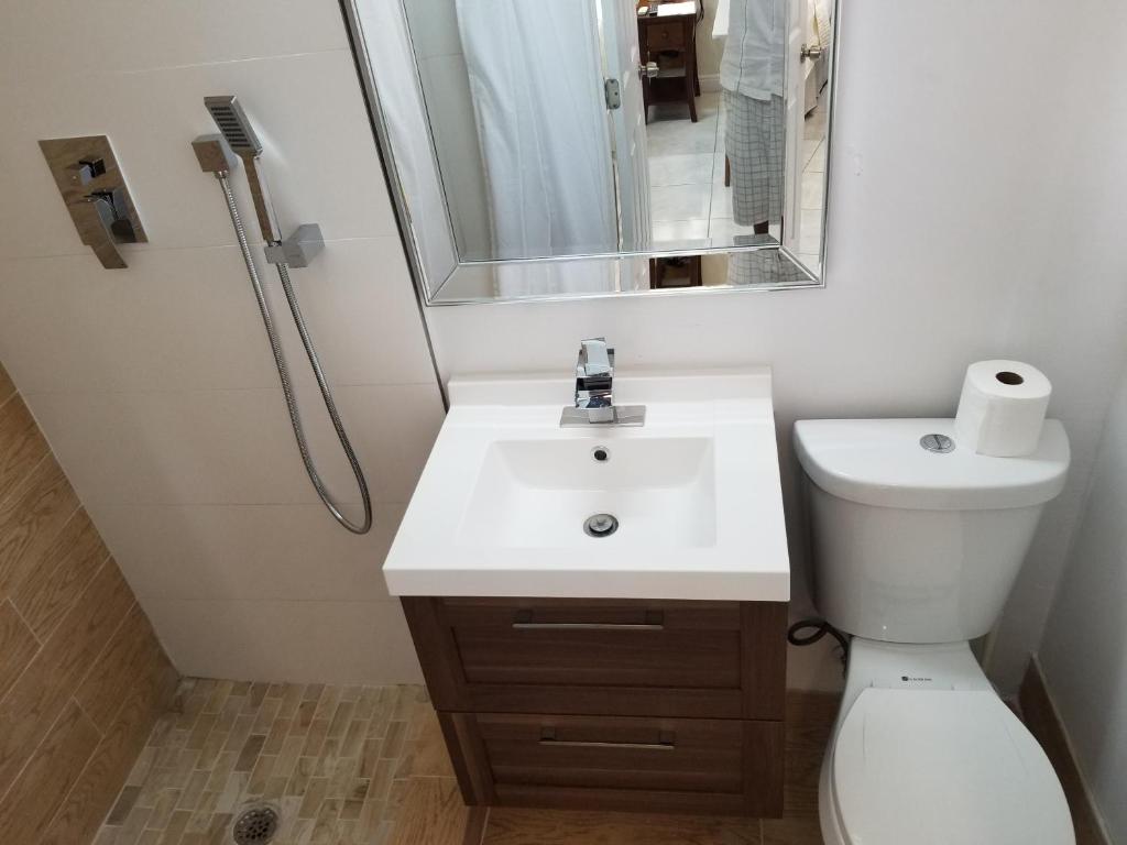 Stay Inn Dania Beach - image 2