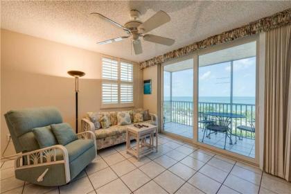 Bonita Beach  tennis 2706 Studio 7th Floor Sleeps 4 Heated Pools