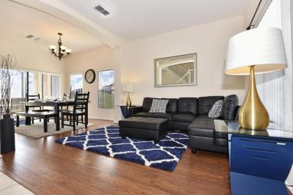 High Grove 133 - image 3