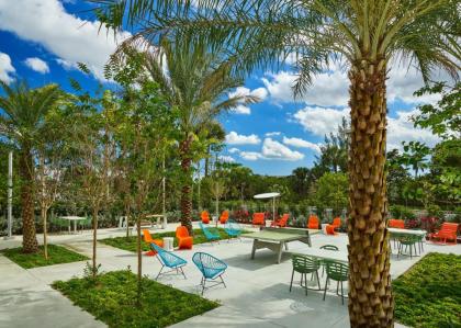 Aloft Miami Airport - image 3