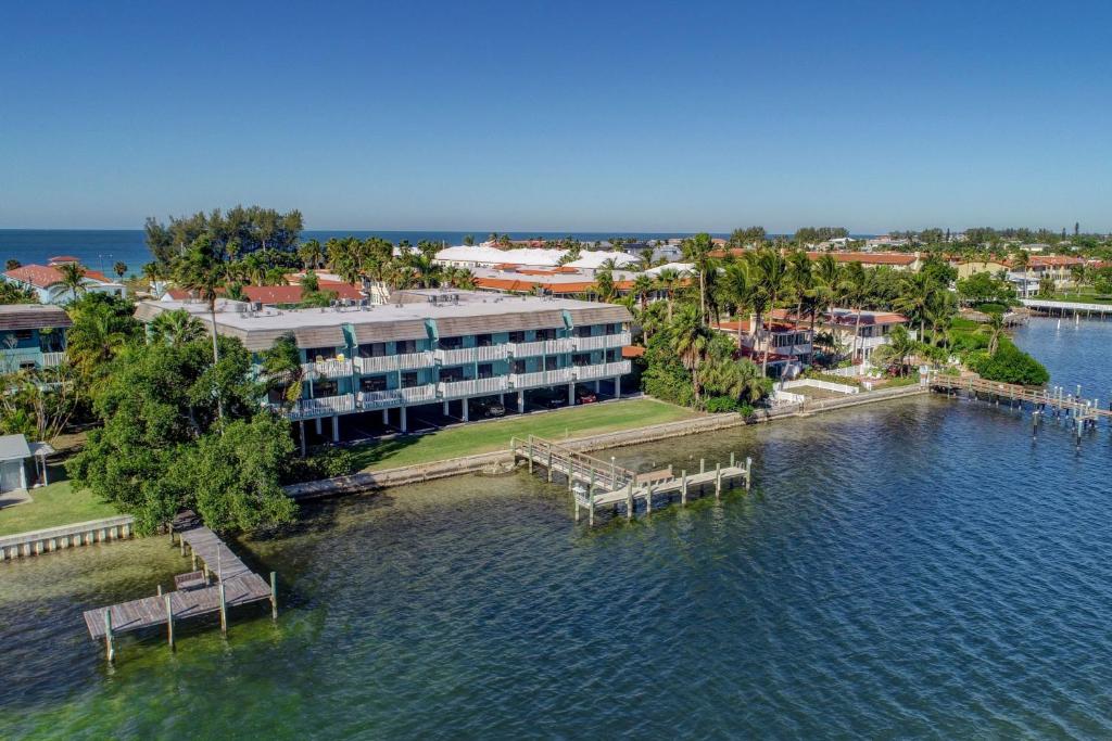 The Anna Maria Island Beach Palms 7A - main image