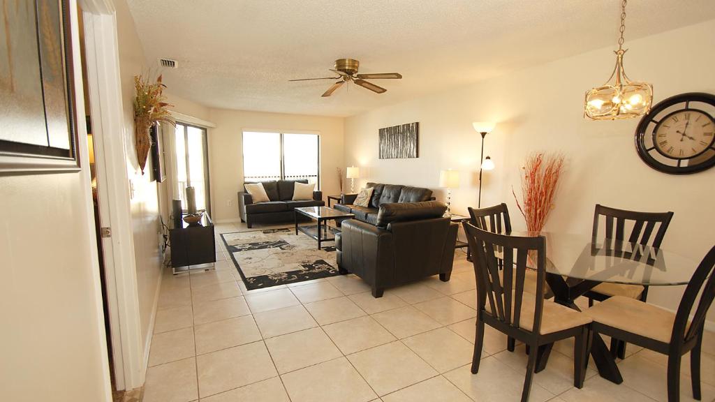 Beach View 207 - image 4