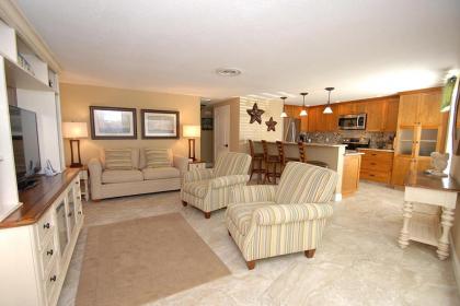The Anna Maria Island Beach Breeze - image 4