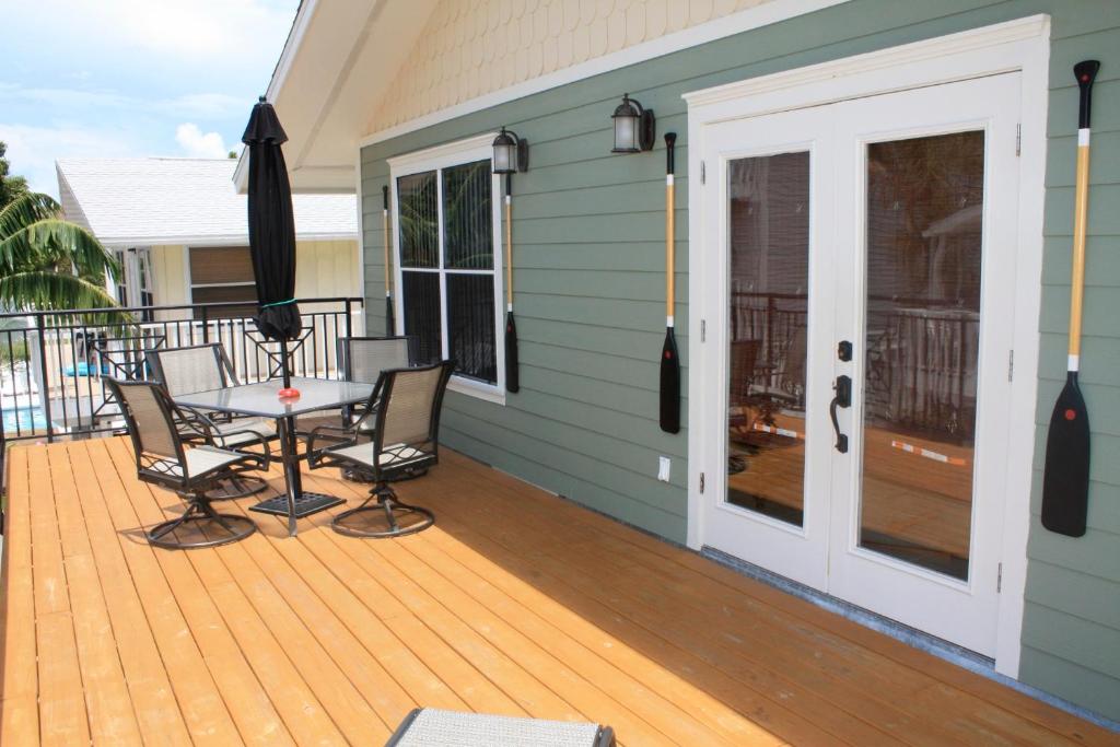 The Anna Maria Island Beach Paradise 5 - image 2