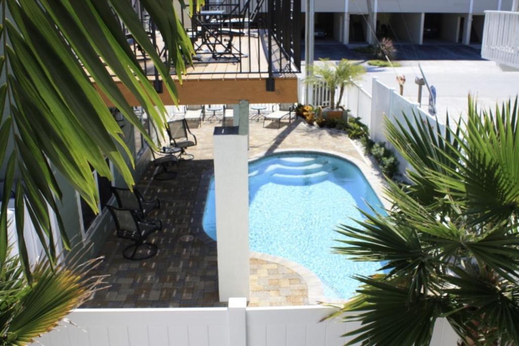 The Anna Maria Island Beach Paradise 6 - main image