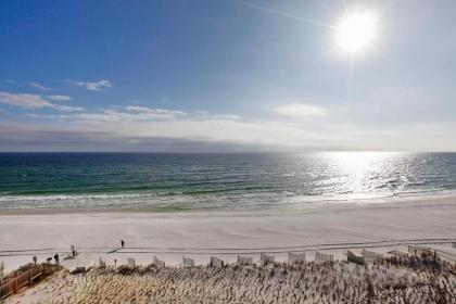 Islander Beach Resort by Panhandle Getaways - image 4