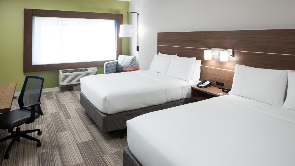 Holiday Inn Express & Suites - Orlando At Seaworld an IHG Hotel - image 3