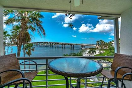 Bahia Vista 9 521 2 Bedrooms Heated Pool Spa Sleeps 4 Near Beach