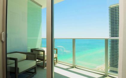 Hyde Beach Resort Rentals - image 3