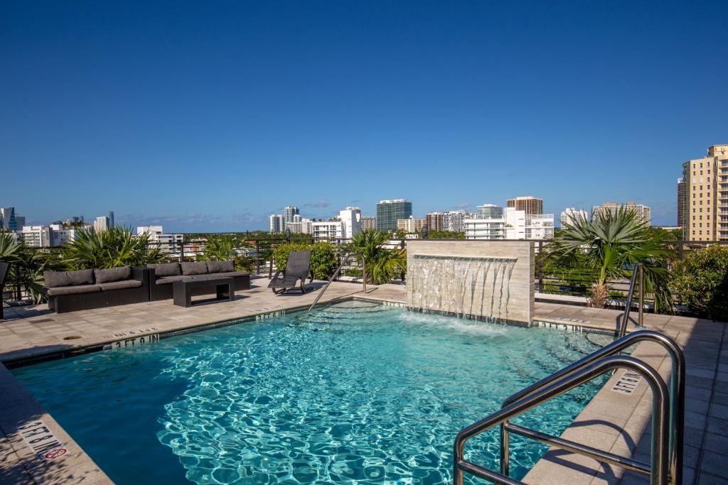 Moderno Residences By Bay Breeze - main image