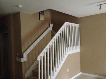 Speedway Blvd Townhouse - image 4