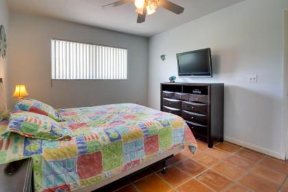 Paradise on Patricia Lane - image 2