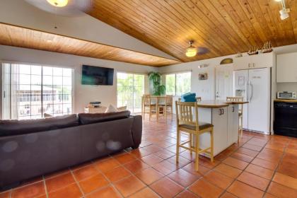 Paradise on Patricia Lane - image 3