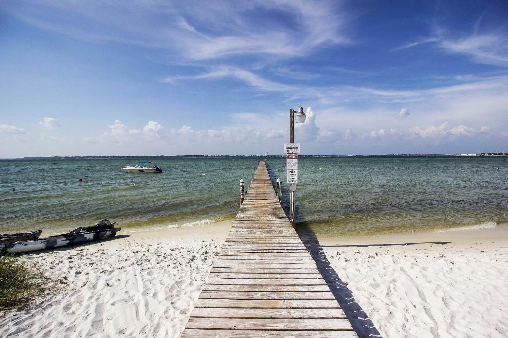 Bayview Beach Escape - image 3