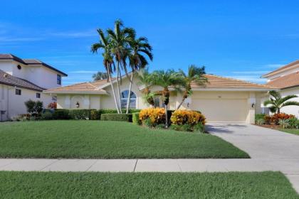 316 Edgewater Court marco Island Florida