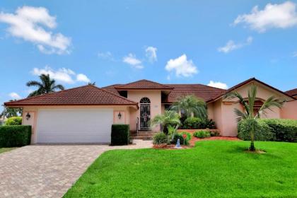 581 Fieldstone Drive marco Island Florida