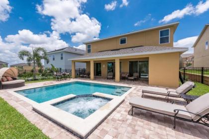 Elegant Home with Pool Table & Private Pool near Disney - 7648W - image 5