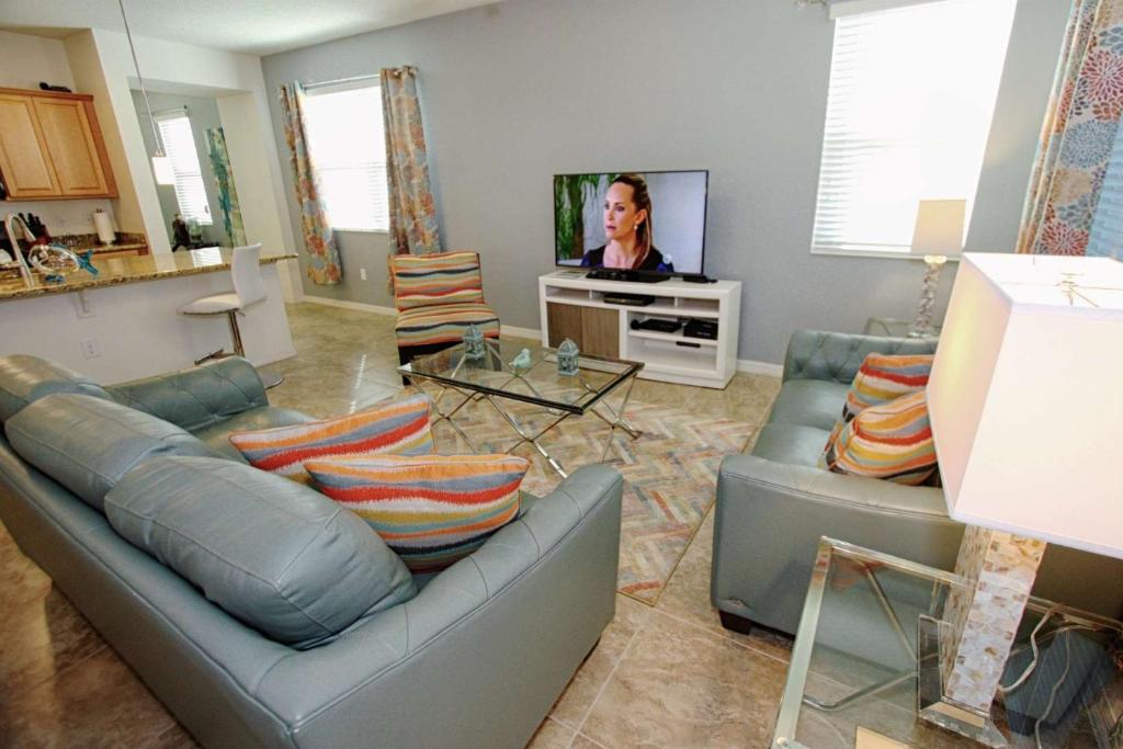 3207 Compass Bay - image 3