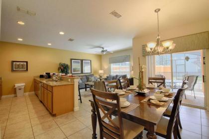 3085 Paradise Palms
