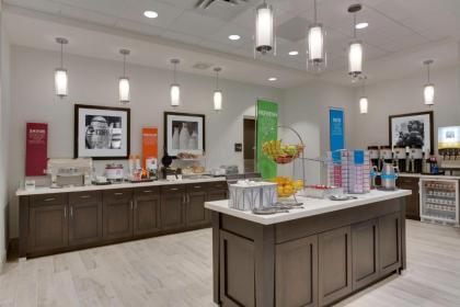 Hampton Inn Fort Lauderdale Pompano Beach - image 3