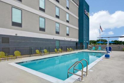 Home2 Suites Pensacola I-10 At North Davis Hwy - image 3