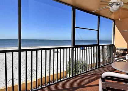 Villa madeira #204 St Pete Beach Florida