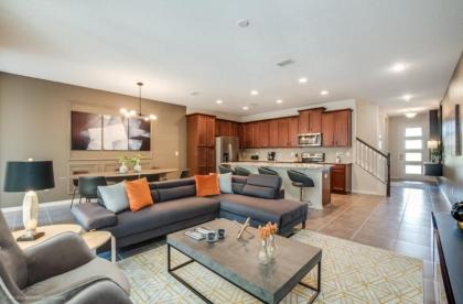 Endless Happiness Multiple BRAND New Homes Next Disney Parks - image 2