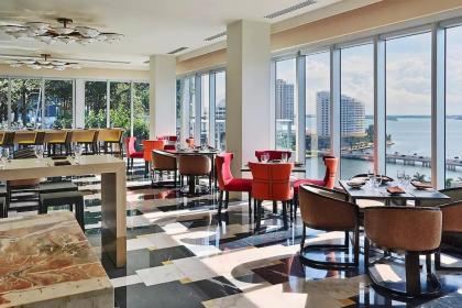 Miami Luxury Condo in Brickell! Free SPA and Gym - image 4