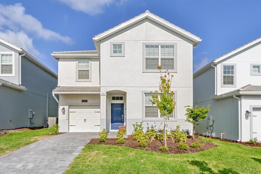 1588TL- The Retreat at ChampionsGate - main image