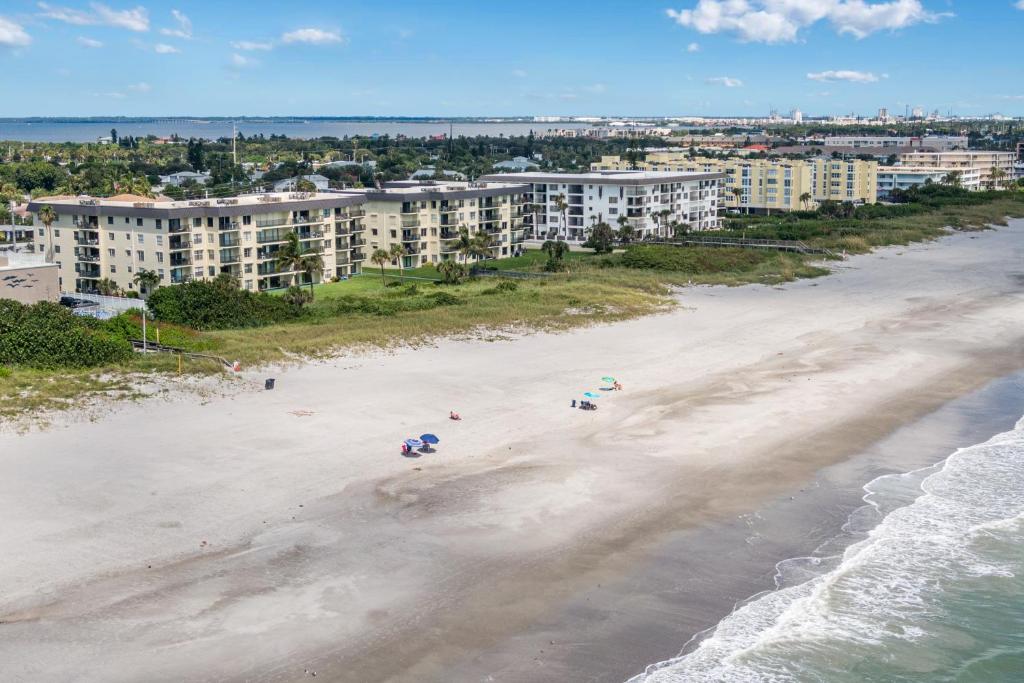 Sea Oats Condos - image 2