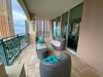 Apartment in Sunny Isles Beach Florida